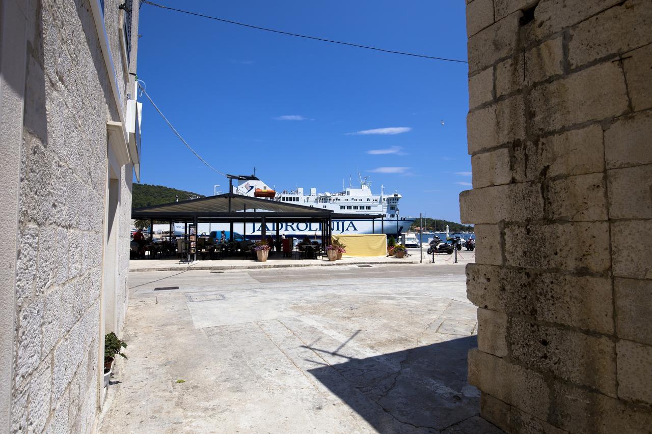 Vis Island Apartment And Room Daria المظهر الخارجي الصورة